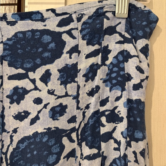 Free People Blue Floral Cropped Pants - Picture 4 of 11